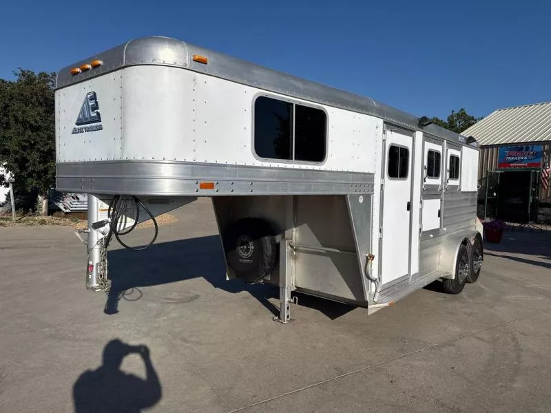 used Horse Trailers Elite Trailers  for sale, in Parker, CO Thumbnail 7