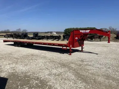 2025 Top Hat 40' Gooseneck Deckover