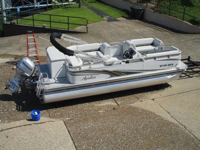2020 Avalon Venture 2080 CR Pontoon Boat / Honda 40 2020 Avalon Venture 2080 CR Pontoon Boat / Honda 40