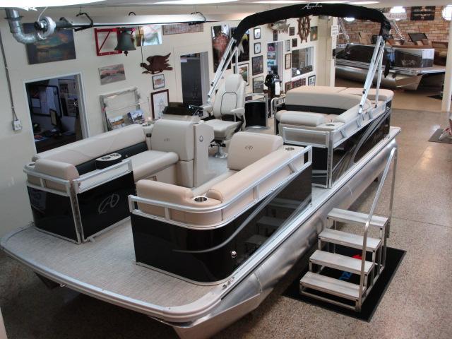 2023 Avalon Venture 2080 CR Pontoon Boat / Honda 40 2023 Avalon Venture 2080 CR Pontoon Boat / Honda 40