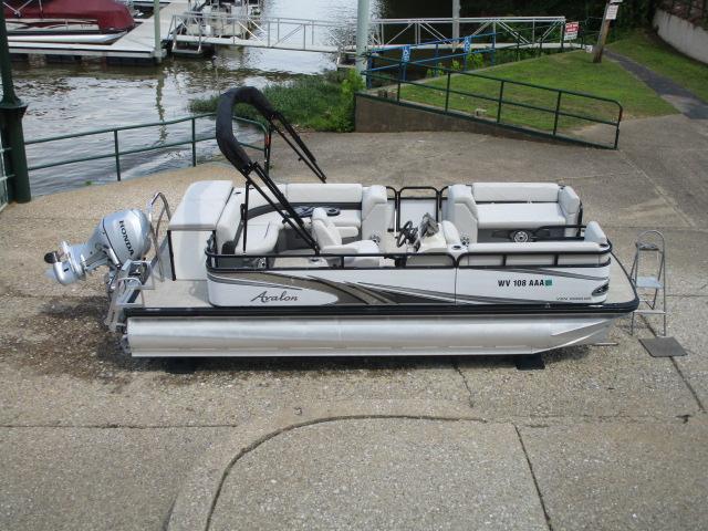 2019 Avalon 2080 Venture Cruise Pontoon Boat 2019 Avalon 2080 Venture Cruise Pontoon Boat
