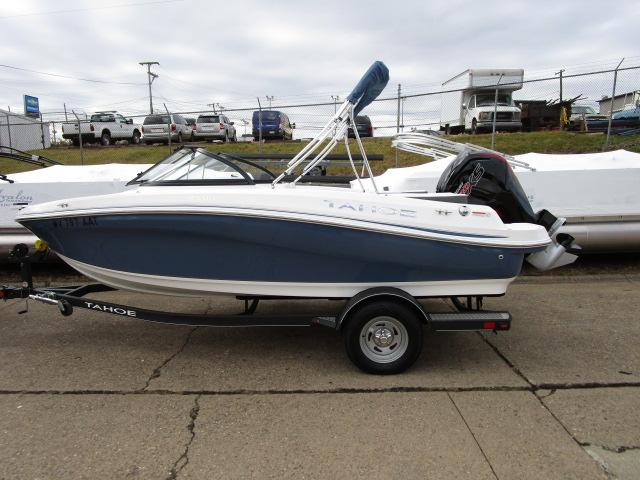 2021 Tahoe Boats Tracker 450TF Bowrider 2021 Tahoe Boats Tracker 450TF Bowrider