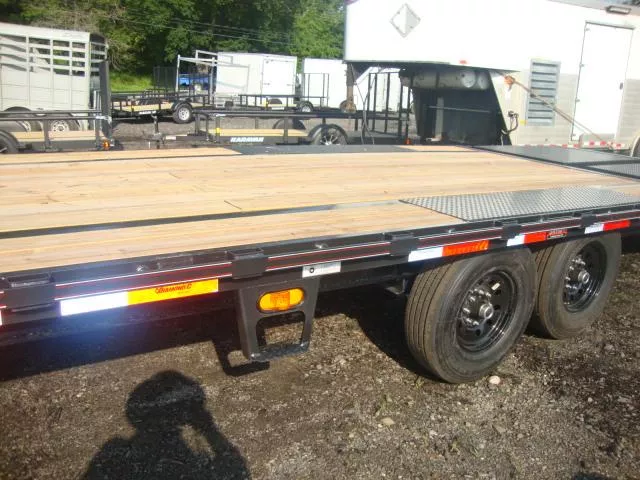 new Equipment / Flatbed Trailers Diamond C Trailers  for sale, in Fort Plain, NY Thumbnail 10