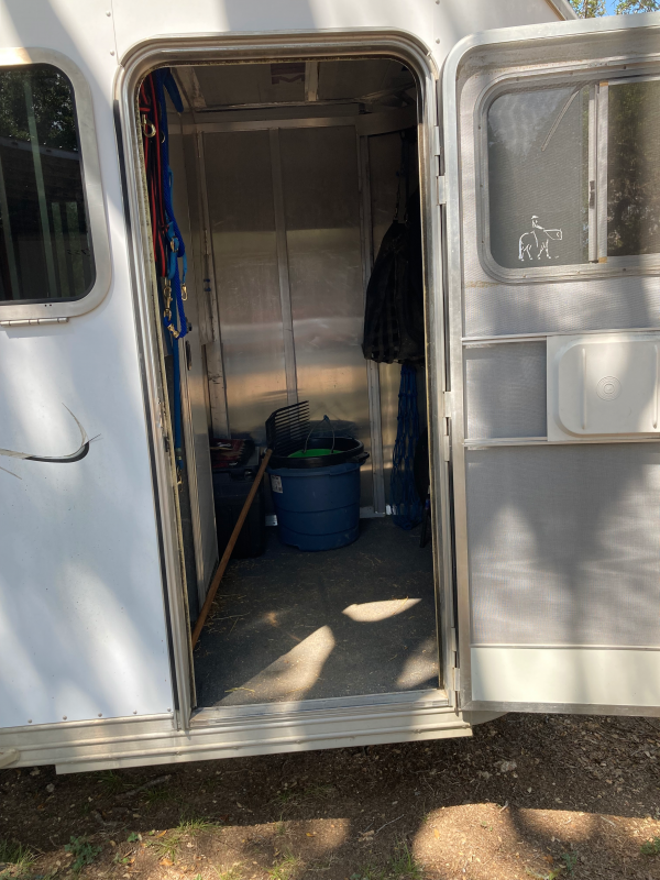 used Horse Trailers Featherlite  for sale, in Horseshoe Bay, TX Thumbnail 3