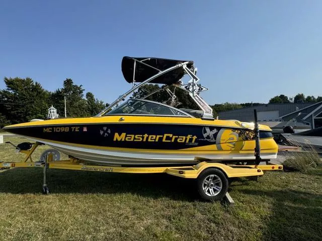 2008 MasterCraft X2