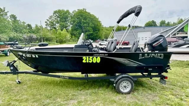 2021 Lund 1650 Angler SS