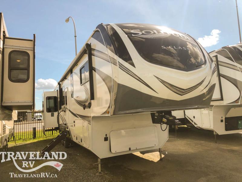 2022 Grand Design RV Solitude 3330RE Fifth Wheel 2022 Grand Design RV Solitude 3330RE Fifth Wheel
