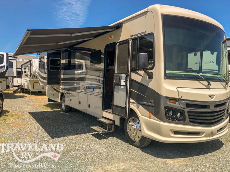 2017 Fleetwood RV Bounder 35K Class A 2017 Fleetwood RV Bounder 35K Class A