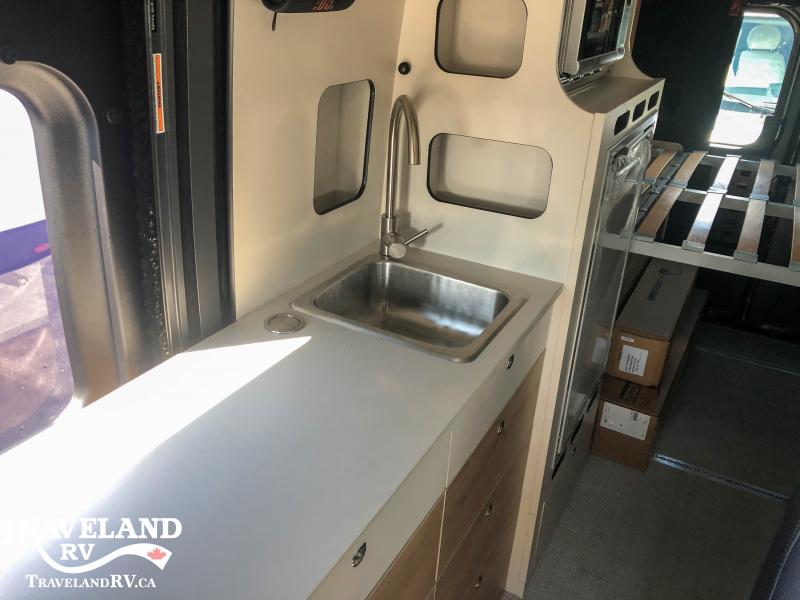 new Camper / RV Airstream Rangeline for sale, in Airdrie, AB Thumbnail 7