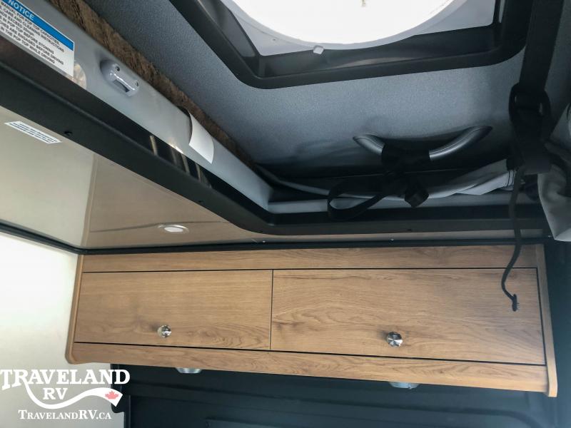 new Camper / RV Airstream Rangeline for sale, in Airdrie, AB Thumbnail 11