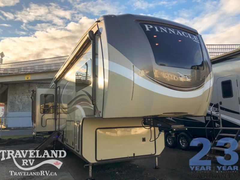 2018 Jayco Pinnacle 36 SSWS Fifth Wheel 2018 Jayco Pinnacle 36 SSWS Fifth Wheel