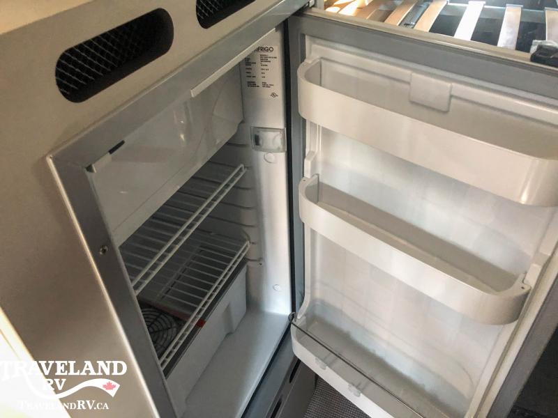 new Camper / RV Airstream Rangeline for sale, in Airdrie, AB Thumbnail 9