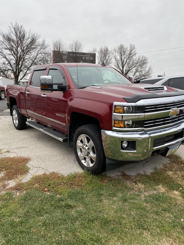 2018 Chevrolet SILVERADO DURMAX CREW 2018 Chevrolet SILVERADO DURMAX CREW