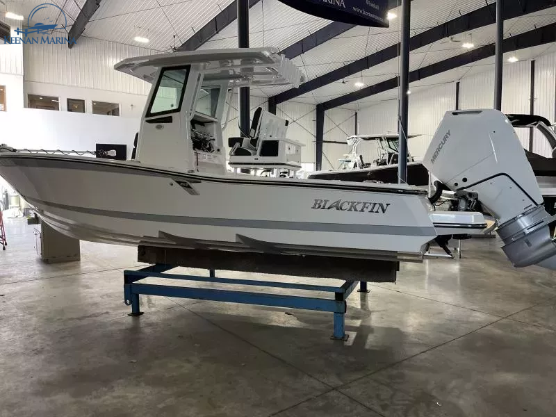 2026 Blackfin 262 HB Bay Boat 1750183391