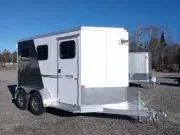 2026 Frontier Strider Series 7K Aluminum 2-Horse Slant Load w/Front Tack, Rumber Flooring, Aluminum 