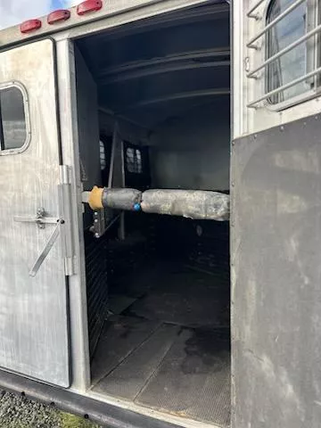 used Horse Trailers 4-Star Trailers  for sale, in Gervais, OR Thumbnail 6