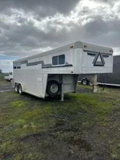 used Horse Trailers 4-Star Trailers  for sale, in Gervais, OR Thumbnail 2