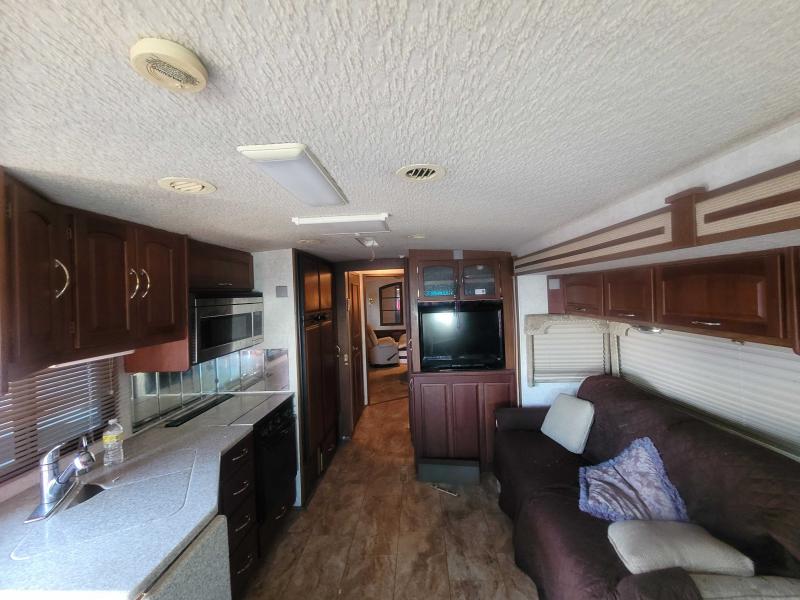 2004 Itasca SUNCRUISER 37B 2004 Itasca SUNCRUISER 37B