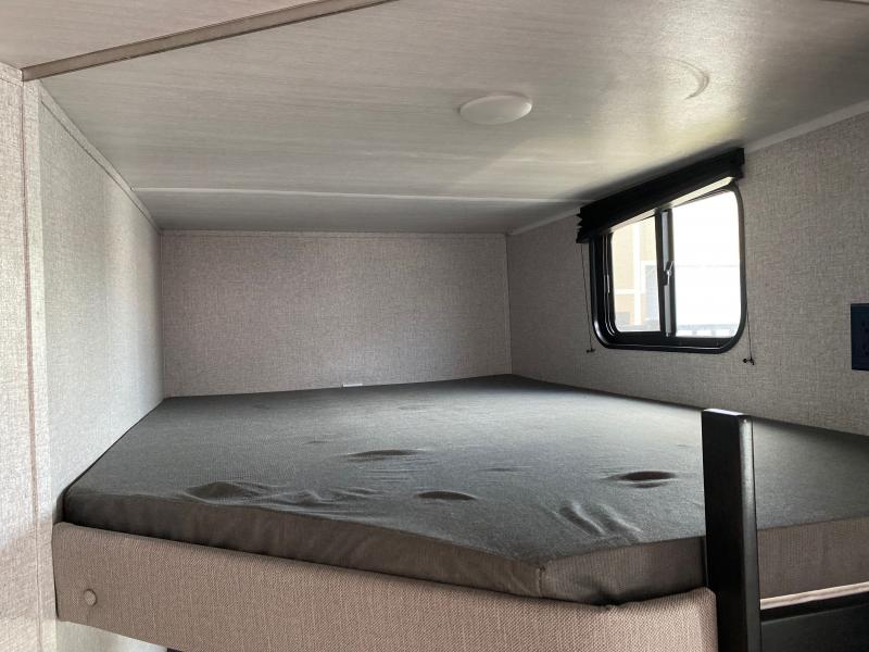 new Travel Trailers East To West Della Terra for sale, in Palm Bay, FL Thumbnail 7