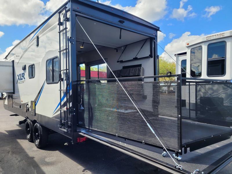new Toy Haulers Forest River XLR Boost for sale, in Winter Garden, FL Thumbnail 4