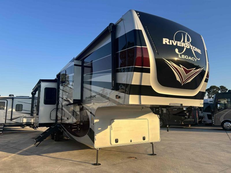 2023 Forest River RIVERSTONE LUXURY 39RKFB 2023 Forest River RIVERSTONE LUXURY 39RKFB