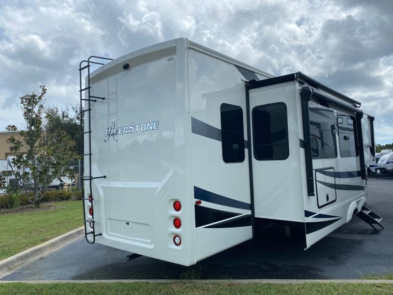 [High Resolution] 2023 Riverstone Legacy