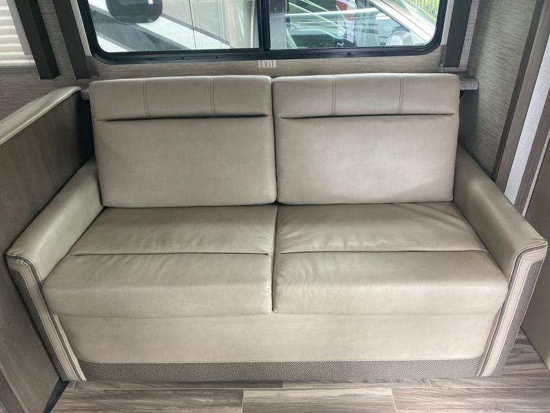 new Camper / RV Thor Motor Coach Four Winds for sale, in Ormond Beach, FL Thumbnail 8