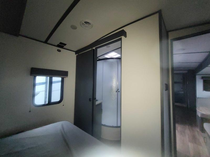 new Travel Trailers Keystone RV Bullet for sale, in Winter Garden, FL Thumbnail 12