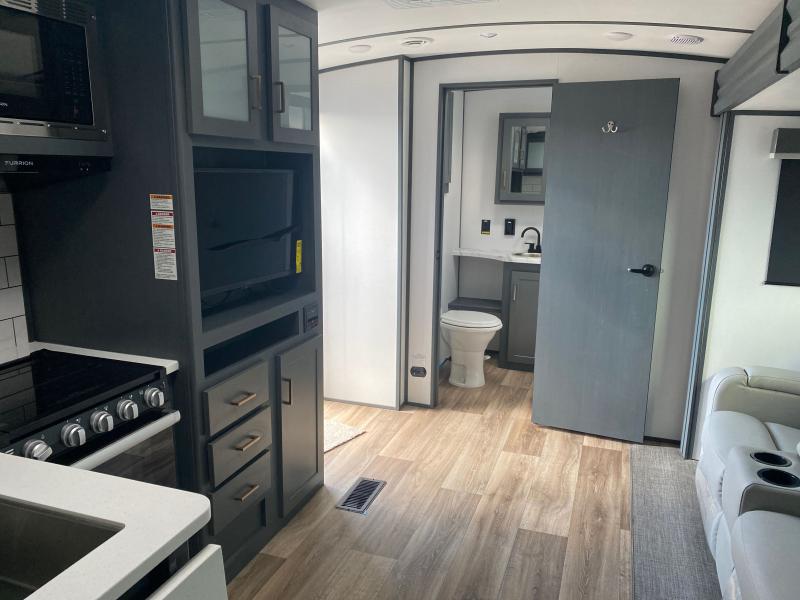 new Travel Trailers Keystone RV Premier for sale, in Ormond Beach, FL Thumbnail 11