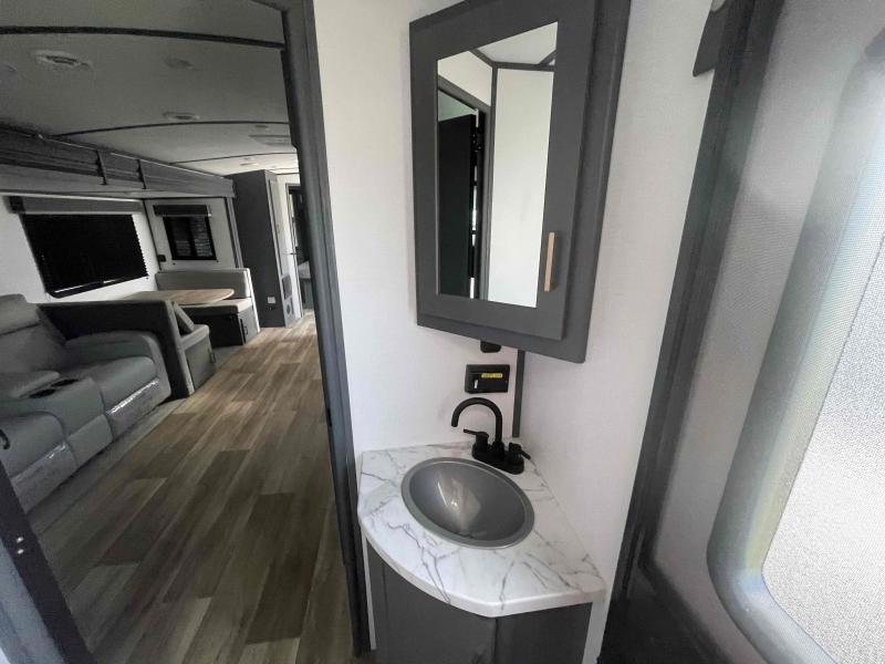 new Travel Trailers Keystone RV Bullet for sale, in Palm Bay, FL Thumbnail 18