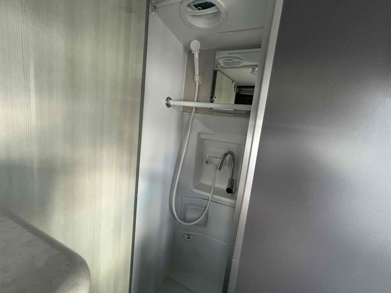 used Camper / RV Thor Motor Coach Tranquility for sale, in Palm Bay, FL Thumbnail 26