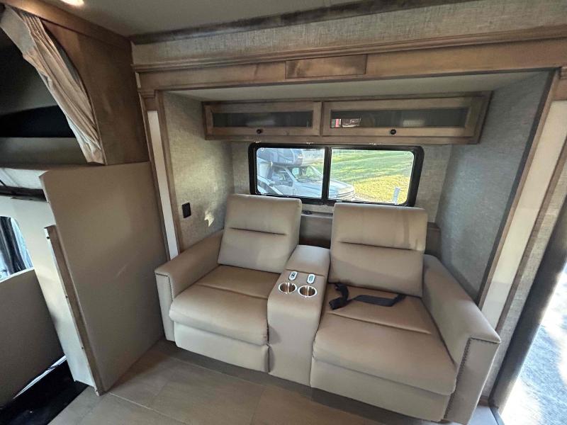 new Camper / RV Tiffin Motorhomes Allegro Bay for sale, in Palm Bay, FL Thumbnail 8