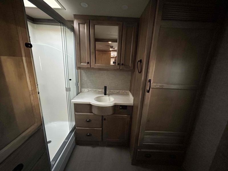 new Camper / RV Tiffin Motorhomes Allegro Bay for sale, in Palm Bay, FL Thumbnail 12
