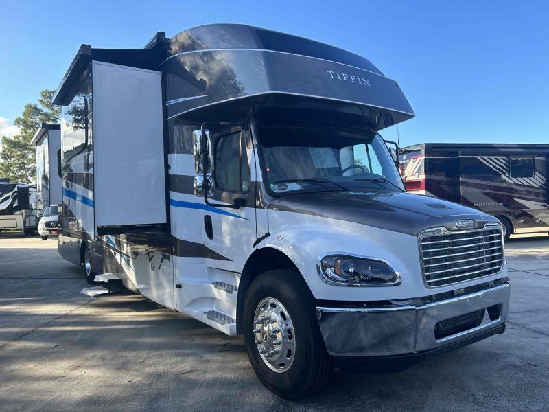 new Camper / RV Tiffin Motorhomes Allegro Bay for sale, in Palm Bay, FL Thumbnail 3
