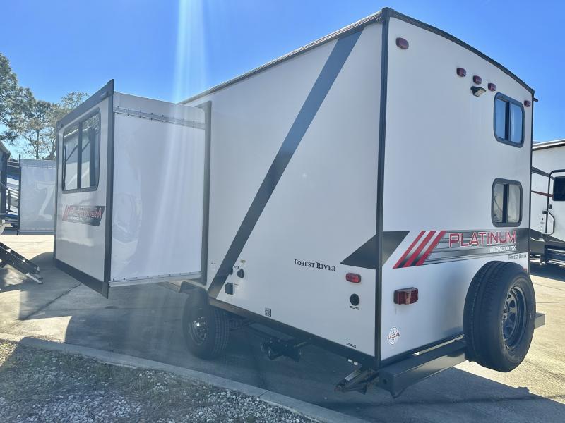 used Travel Trailers Forest River Wildwood for sale, in Palm Bay, FL Thumbnail 4