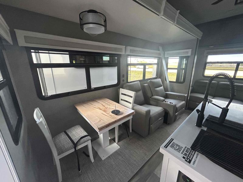 new Fifth Wheel Trailers Forest River Cedar Creek for sale, in Palm Bay, FL Thumbnail 21