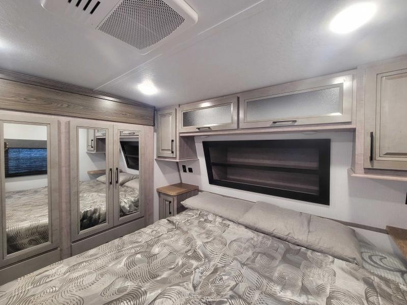 new Toy Haulers Dutchmen RV Voltage Triton for sale, in Ormond Beach, FL Thumbnail 14