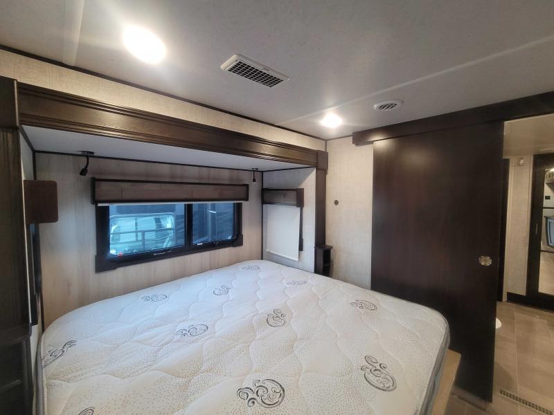used Fifth Wheel Trailers Palomino Columbus for sale, in Winter Garden, FL Thumbnail 9