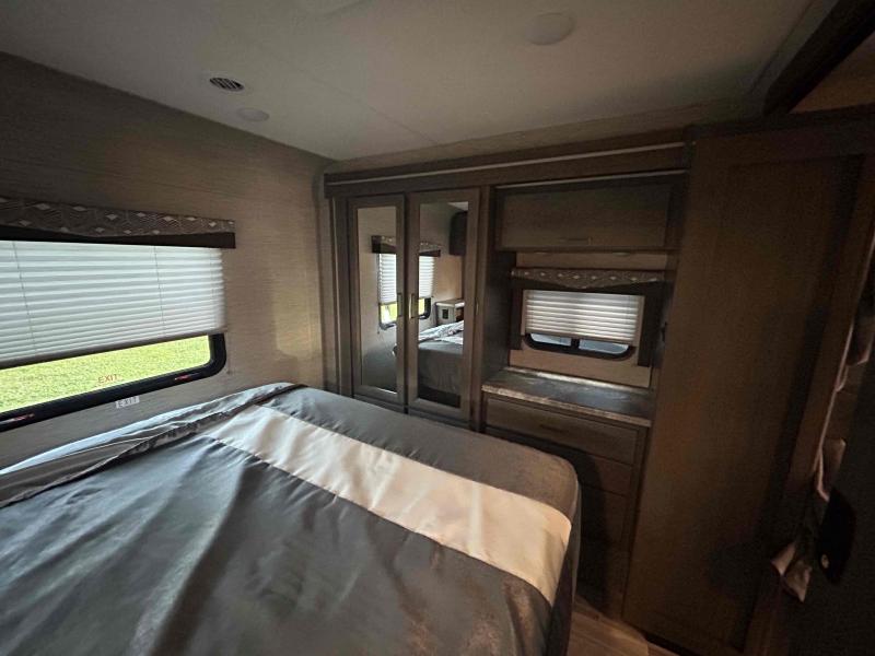 new Camper / RV Thor Motor Coach Four Winds for sale, in Palm Bay, FL Thumbnail 27