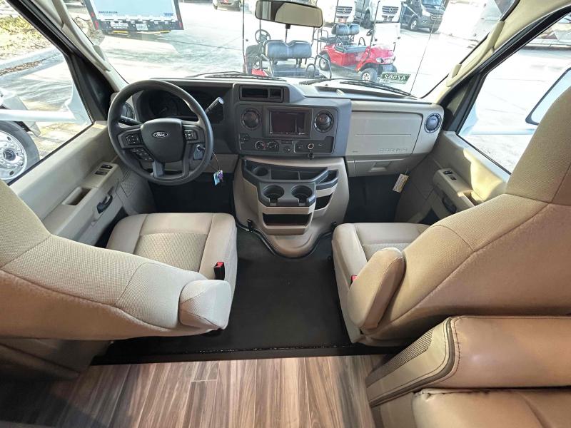 new Camper / RV Thor Motor Coach Four Winds for sale, in Palm Bay, FL Thumbnail 8