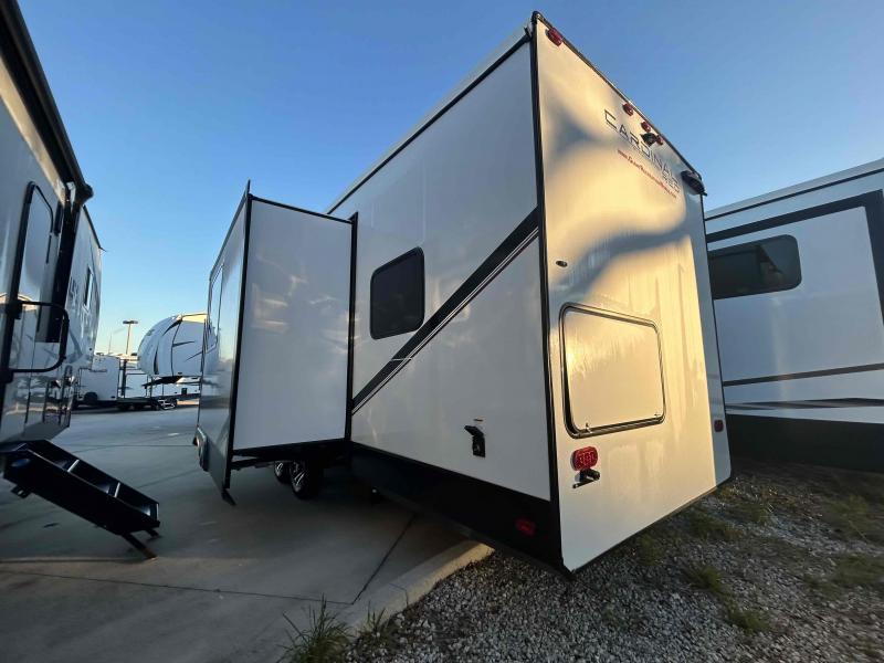 new Fifth Wheel Trailers Forest River Cardinal Red for sale, in Palm Bay, FL Thumbnail 4