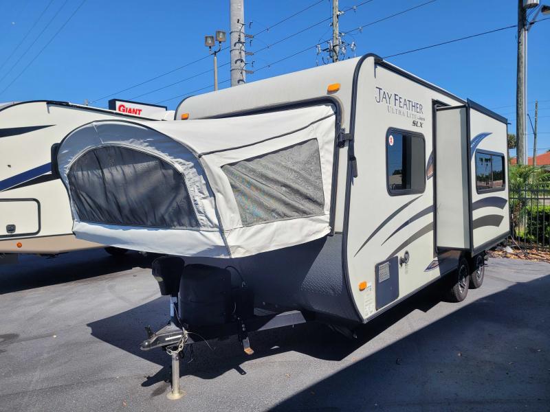 2015 Jayco JAY FEATHER SLX 19 XUD 2015 Jayco JAY FEATHER SLX 19 XUD