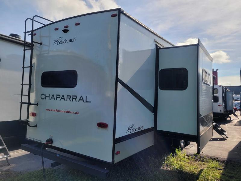 new Fifth Wheel Trailers Coachmen Chaparral X-Lite for sale, in Winter Garden, FL Thumbnail 4