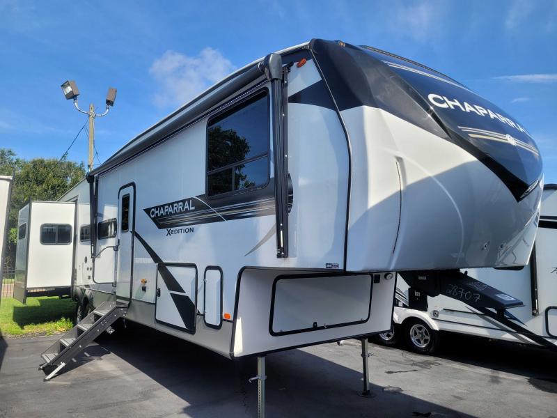 new Fifth Wheel Trailers Coachmen Chaparral X-Lite for sale, in Winter Garden, FL Thumbnail 2