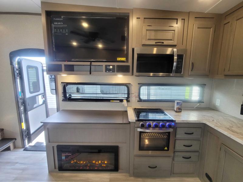 new Fifth Wheel Trailers Coachmen Chaparral X-Lite for sale, in Winter Garden, FL Thumbnail 7