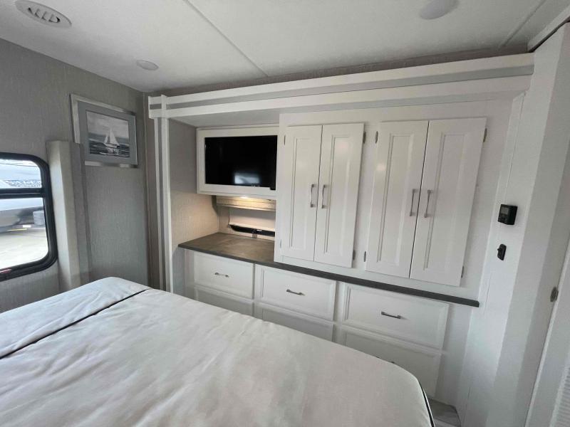 new Camper / RV Coachmen Encore for sale, in Palm Bay, FL Thumbnail 25