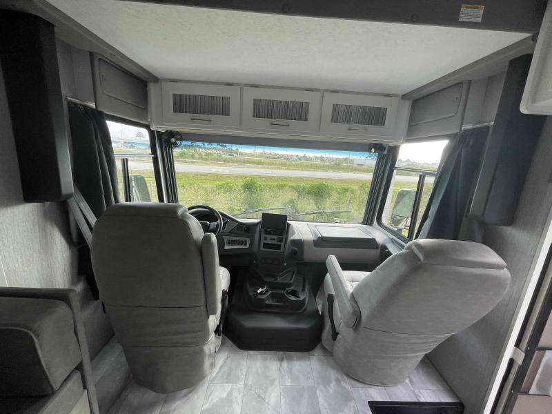 new Camper / RV Coachmen Encore for sale, in Palm Bay, FL Thumbnail 12