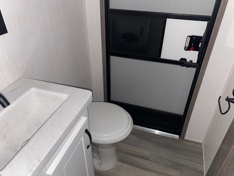 new Fifth Wheel Trailers Forest River Cedar Creek for sale, in Palm Bay, FL Thumbnail 15