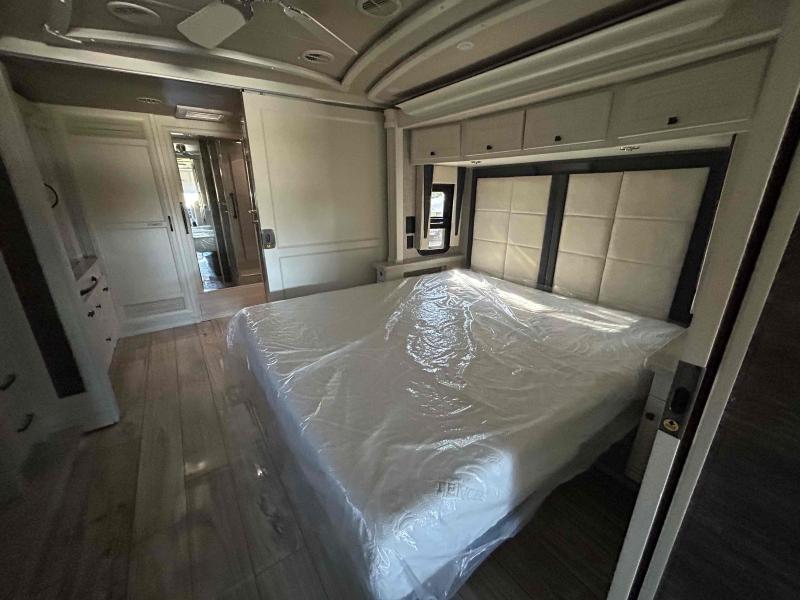 new Camper / RV Tiffin Motorhomes Allegro Bus for sale, in Palm Bay, FL Thumbnail 12