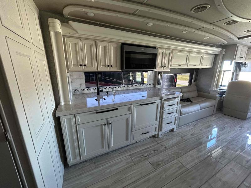 new Camper / RV Tiffin Motorhomes Allegro Bus for sale, in Palm Bay, FL Thumbnail 10